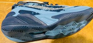 two wxy v4 レビュー