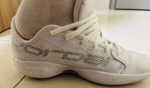 バッシュ 大きい 対処　