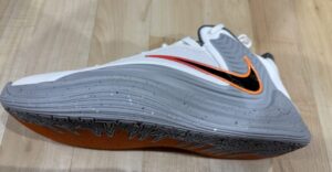 ヤニス フリーク 7 レビュー