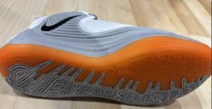 ヤニス フリーク 7 レビュー