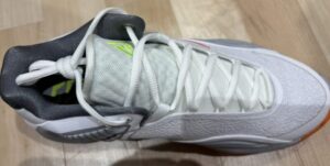 ヤニス フリーク 7 レビュー