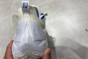 ジミーバトラー4 レビュー jimmy-butler-4-review
